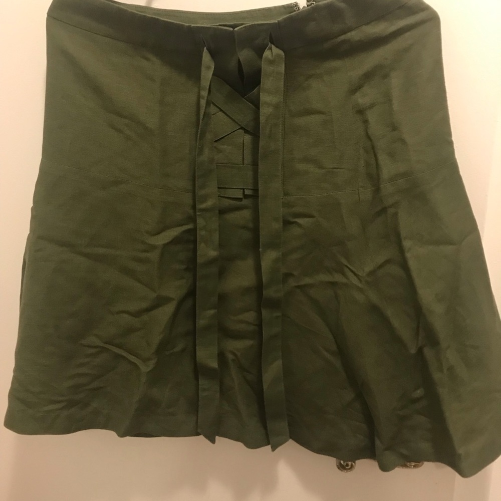 Ann Taylor army green criss cross skirt